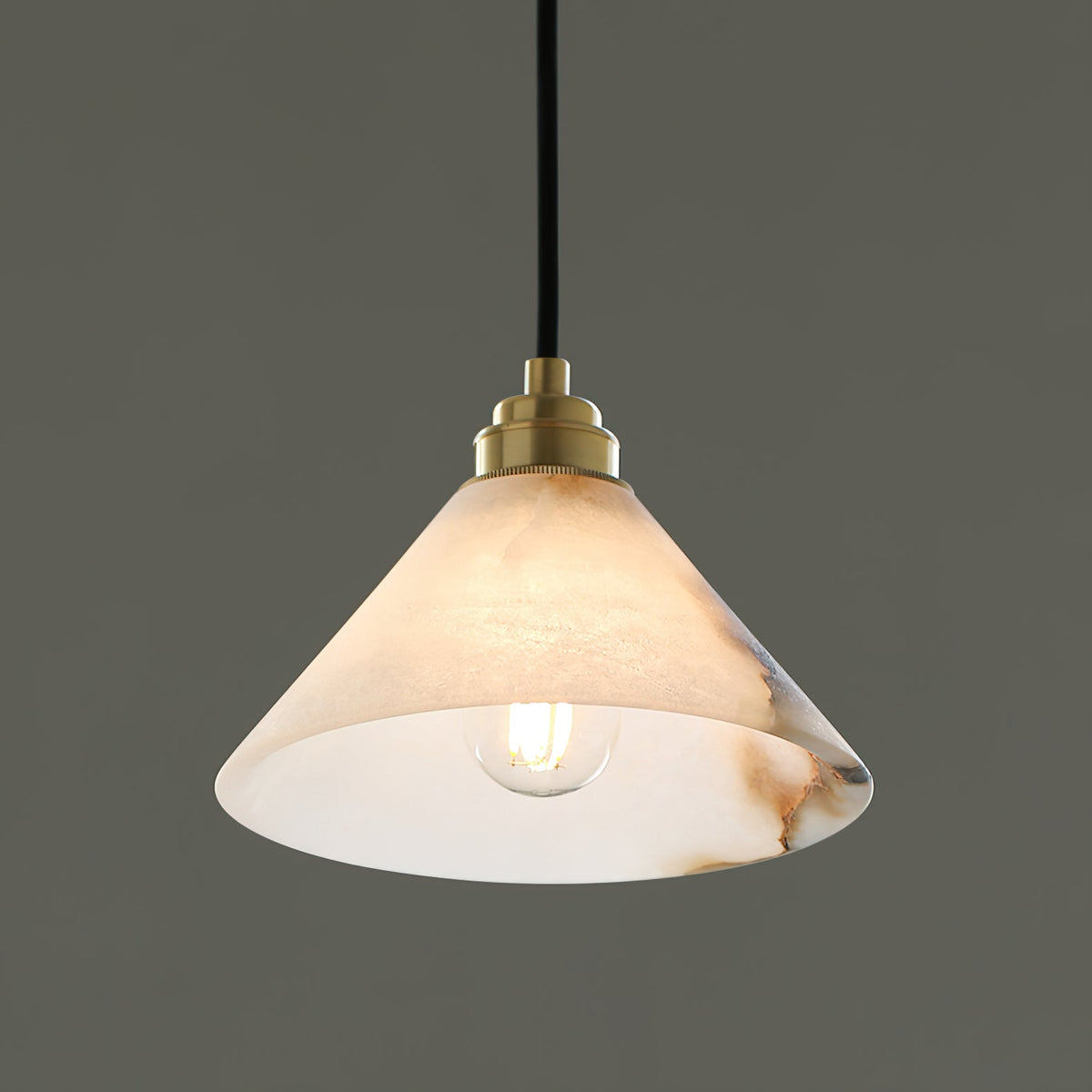 conical-brass-pendant-lamp