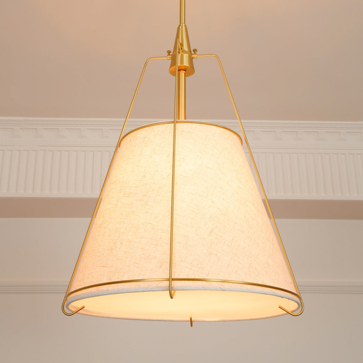 regalia-drum-pendant-lamp