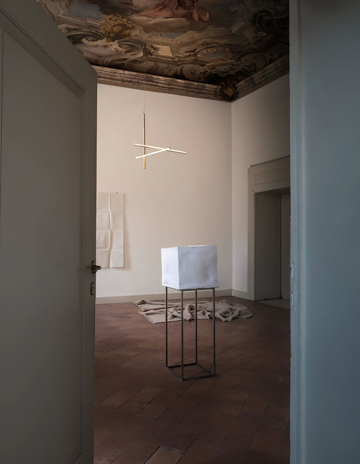 coordinates-chandelier