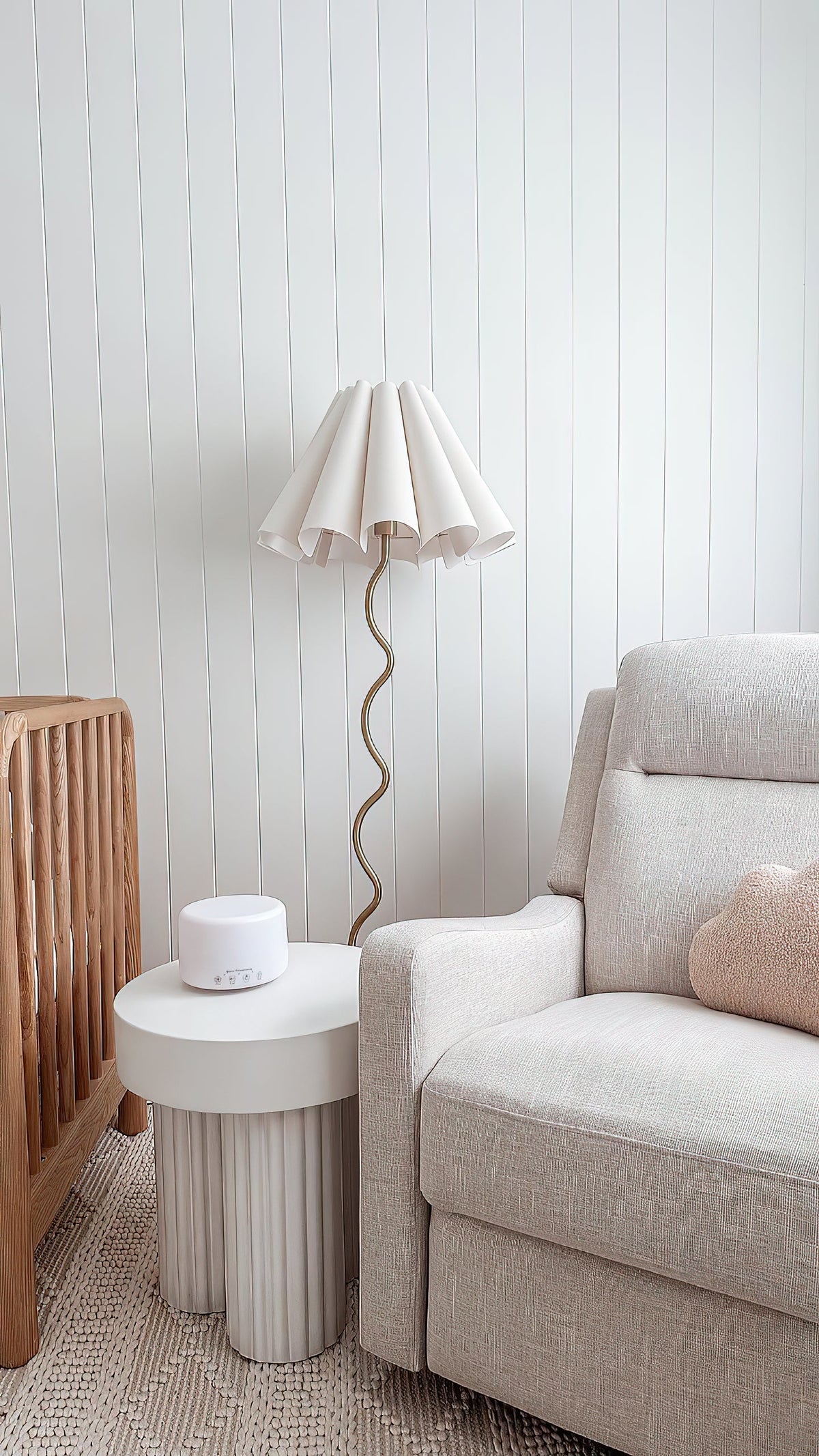 cora-floor-lamp