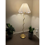 cora-floor-lamp