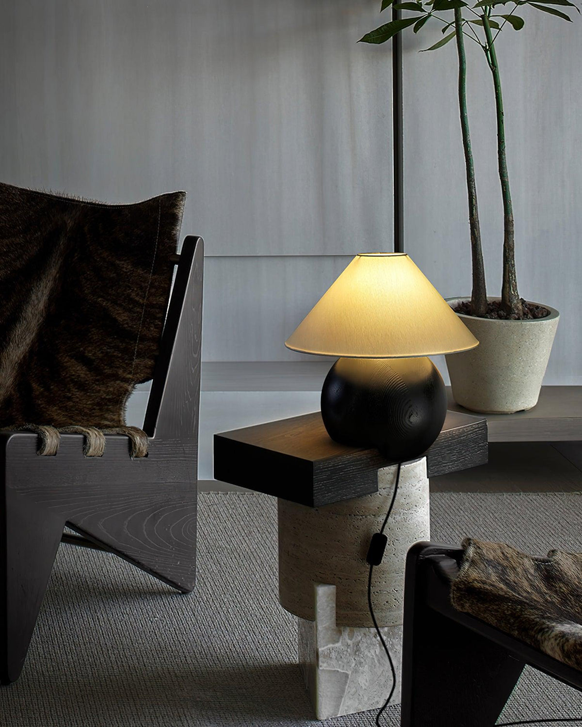 corner-log-table-lamp