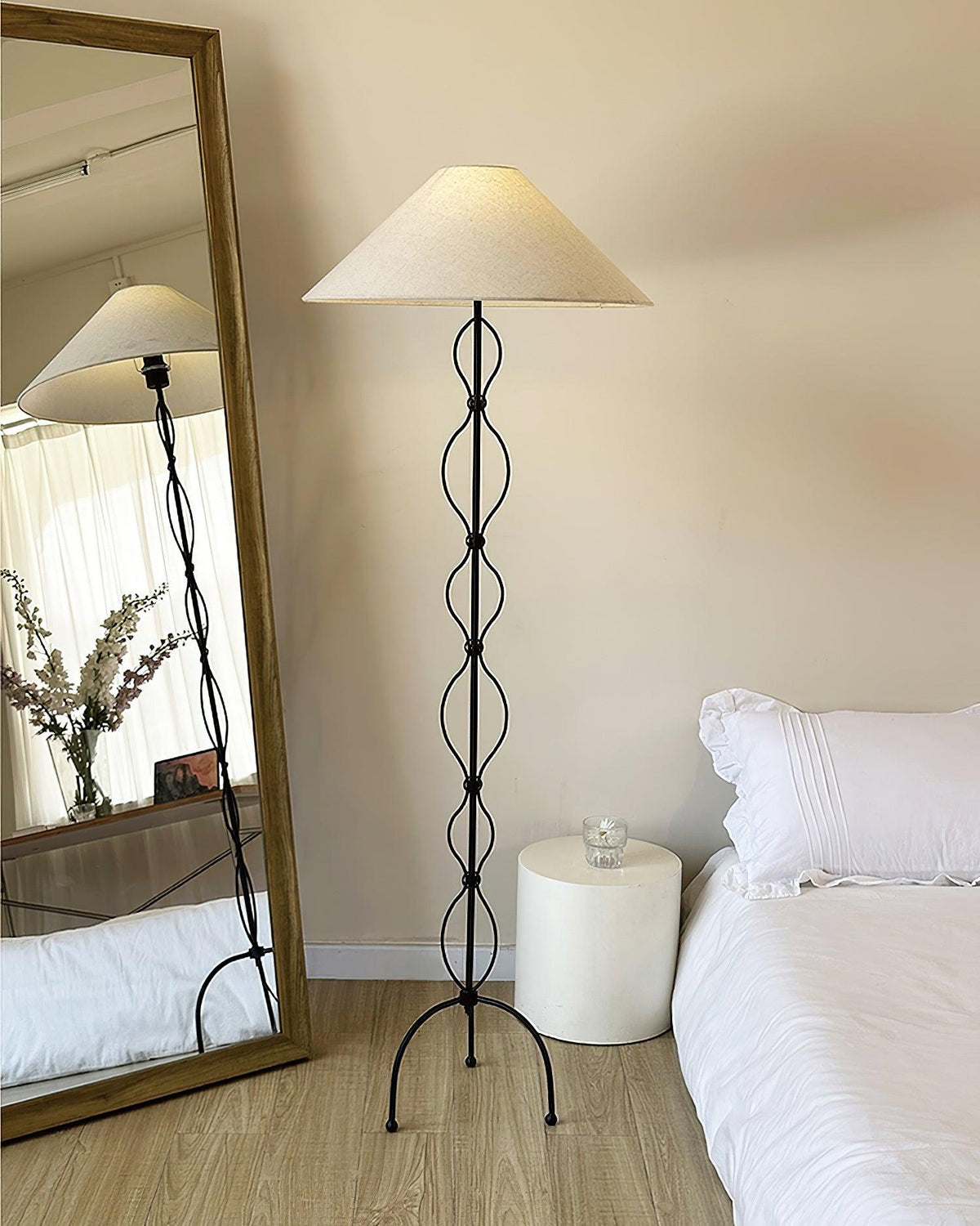 corner-standing-floor-lamp