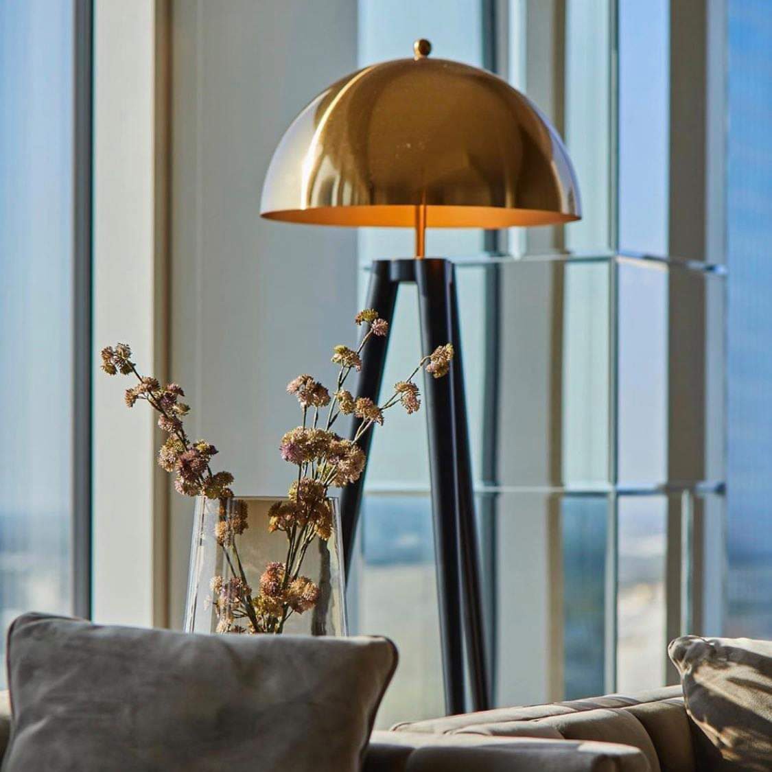 Coyote Floor Lamp