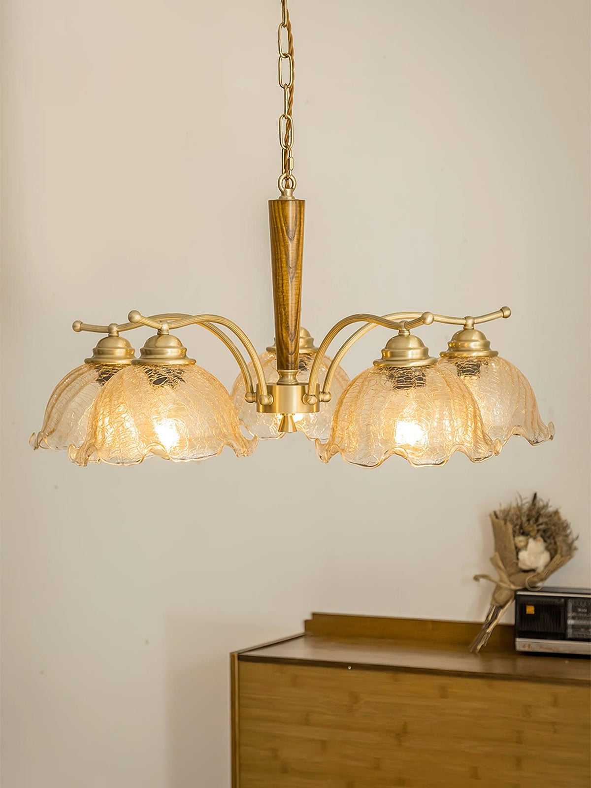 crack-flower-chandelier