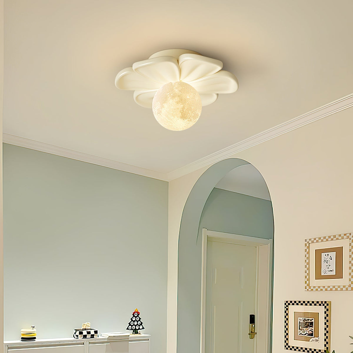 cream-bloom-flower-ceiling-lamp