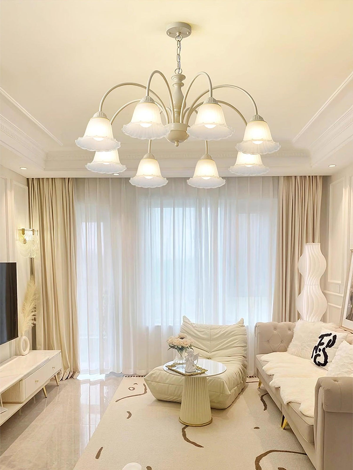cream-flower-chandelier