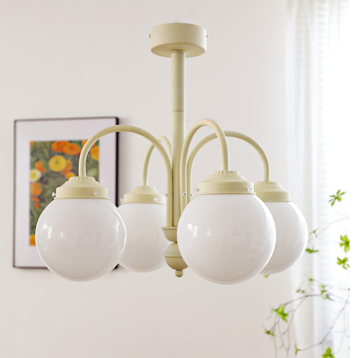 cream-planet-glass-chandelier