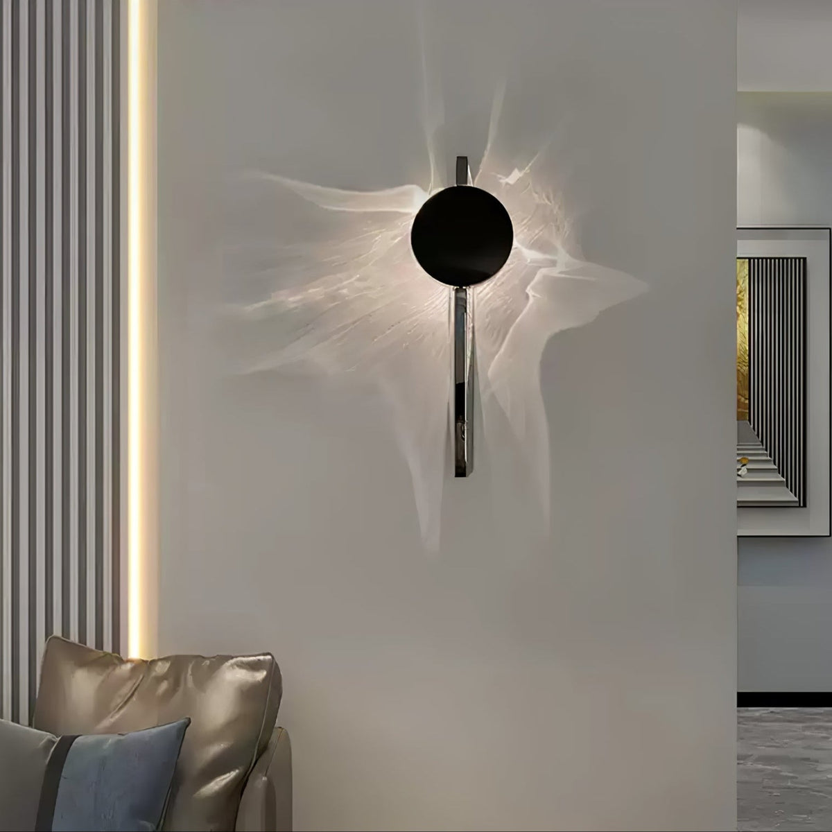 Kinetic Shadow Wall Lamp – Chrome LED Sconce with Sculptural Light Play