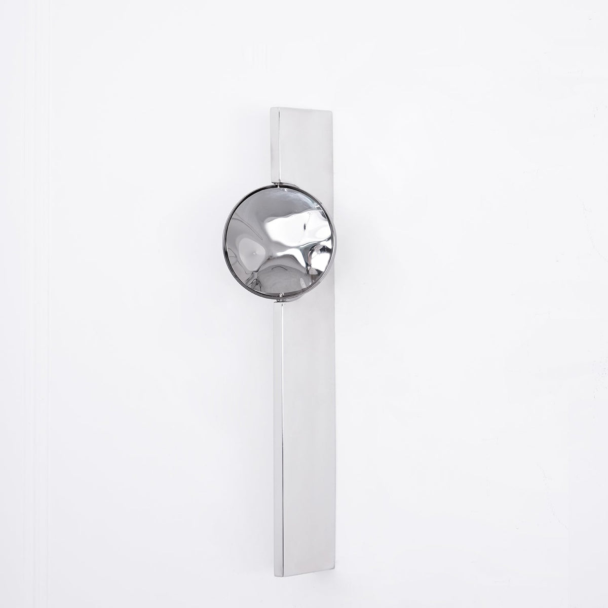 Kinetic Shadow Wall Lamp – Chrome LED Sconce with Sculptural Light Play