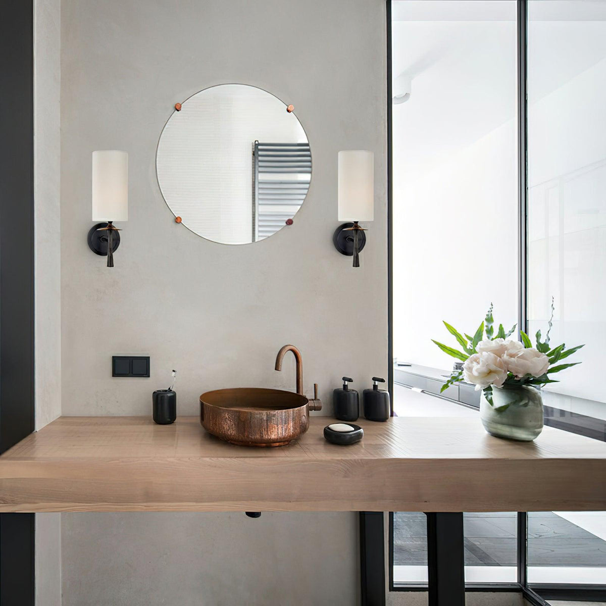 crescent-glow-wall-lamp