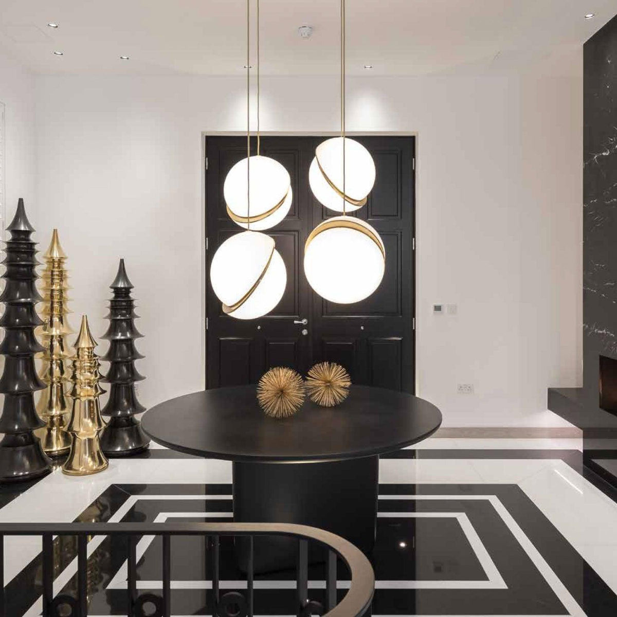 crescent-pendant-lamp