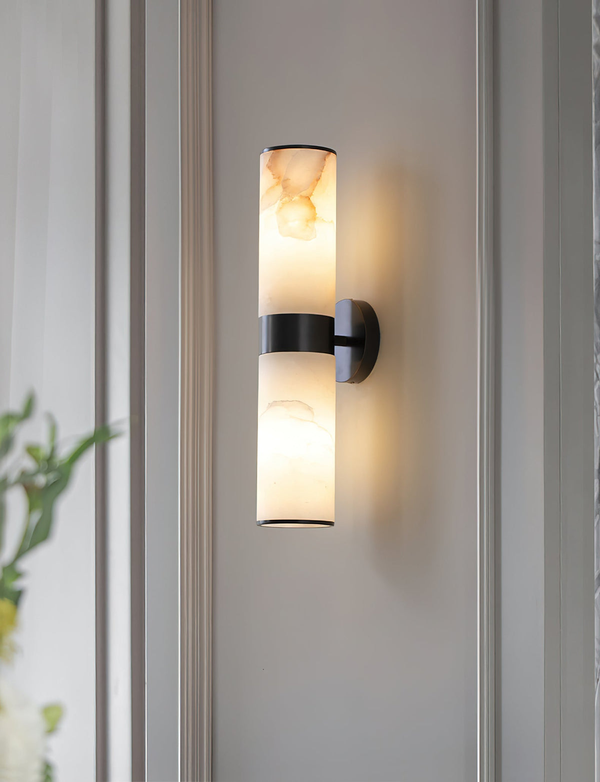 crestmoor-vanity-sconce