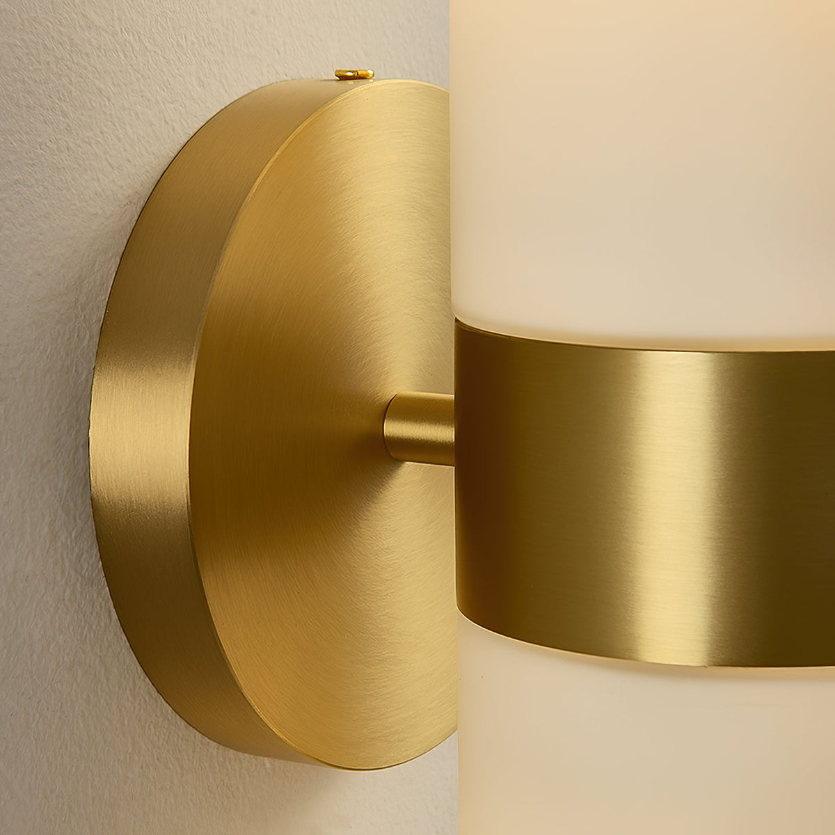 crestmoor-vanity-sconce