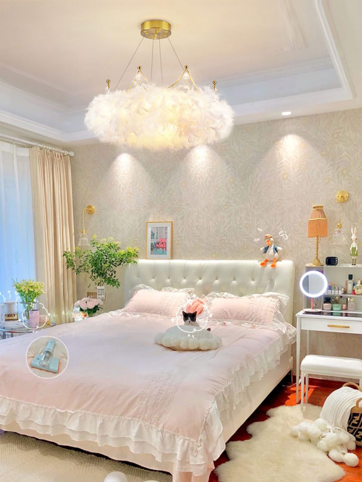 Crown Feather Pendant Light