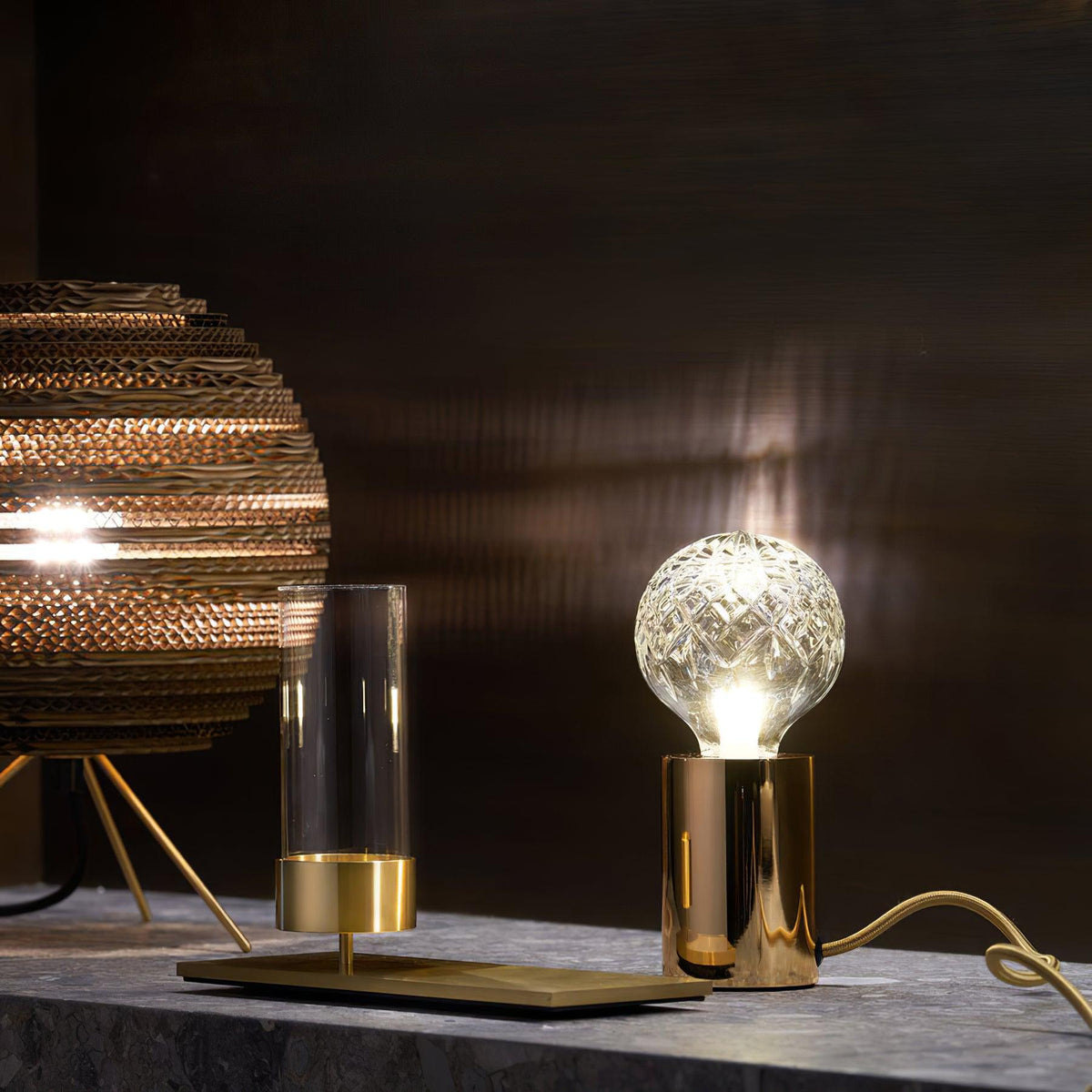 crystal-bulb-table-lamp