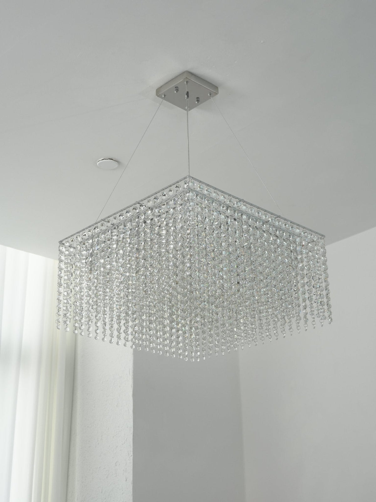 Crystal Frame Chandelier – Modern Geometric Pendant Light for Dining Room and Living Room
