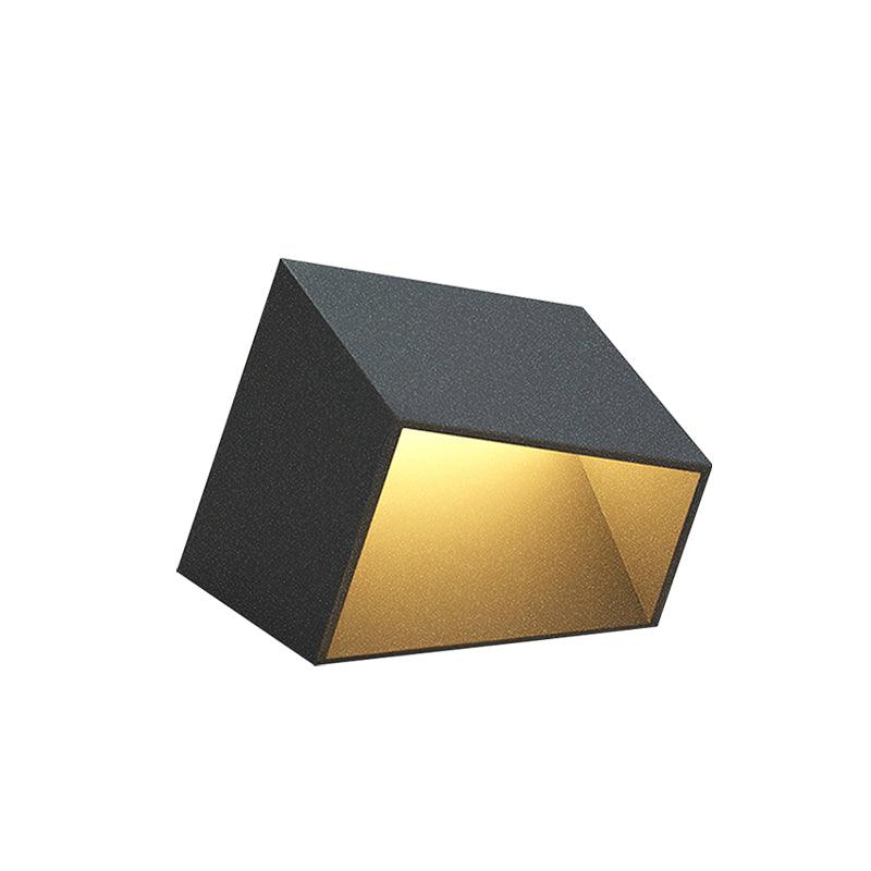 Cube Garden Outdoor Light – Modern LED Landscape Luminaire