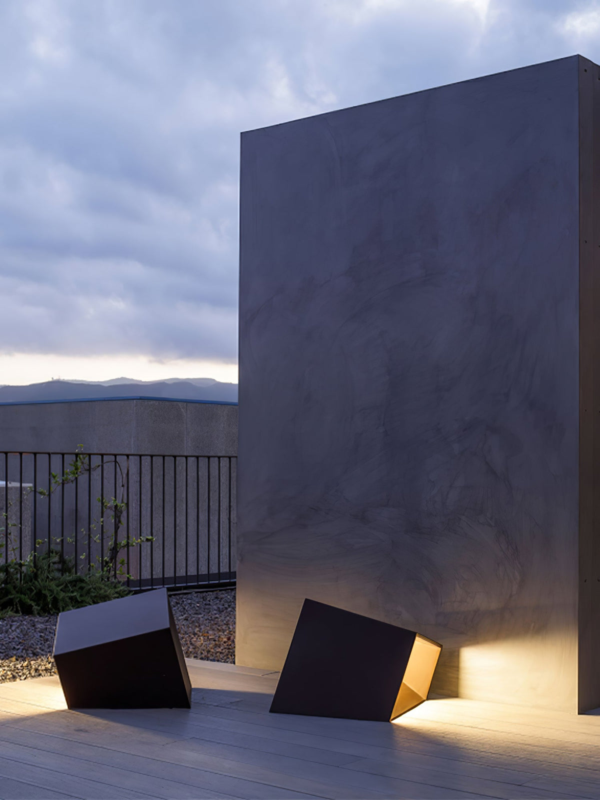 Cube Garden Outdoor Light – Modern LED Landscape Luminaire