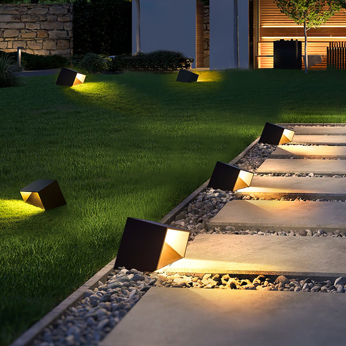 Cube Garden Outdoor Light – Modern LED Landscape Luminaire