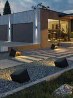 Cube Garden Outdoor Light – Modern LED Landscape Luminaire