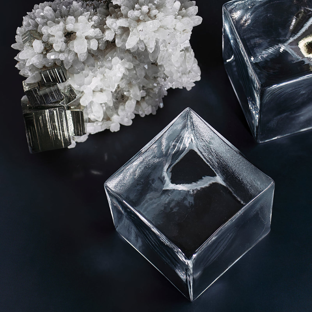 Cubic Luster Cascade Chandelier – Modern Geometric Crystal Pendant Light