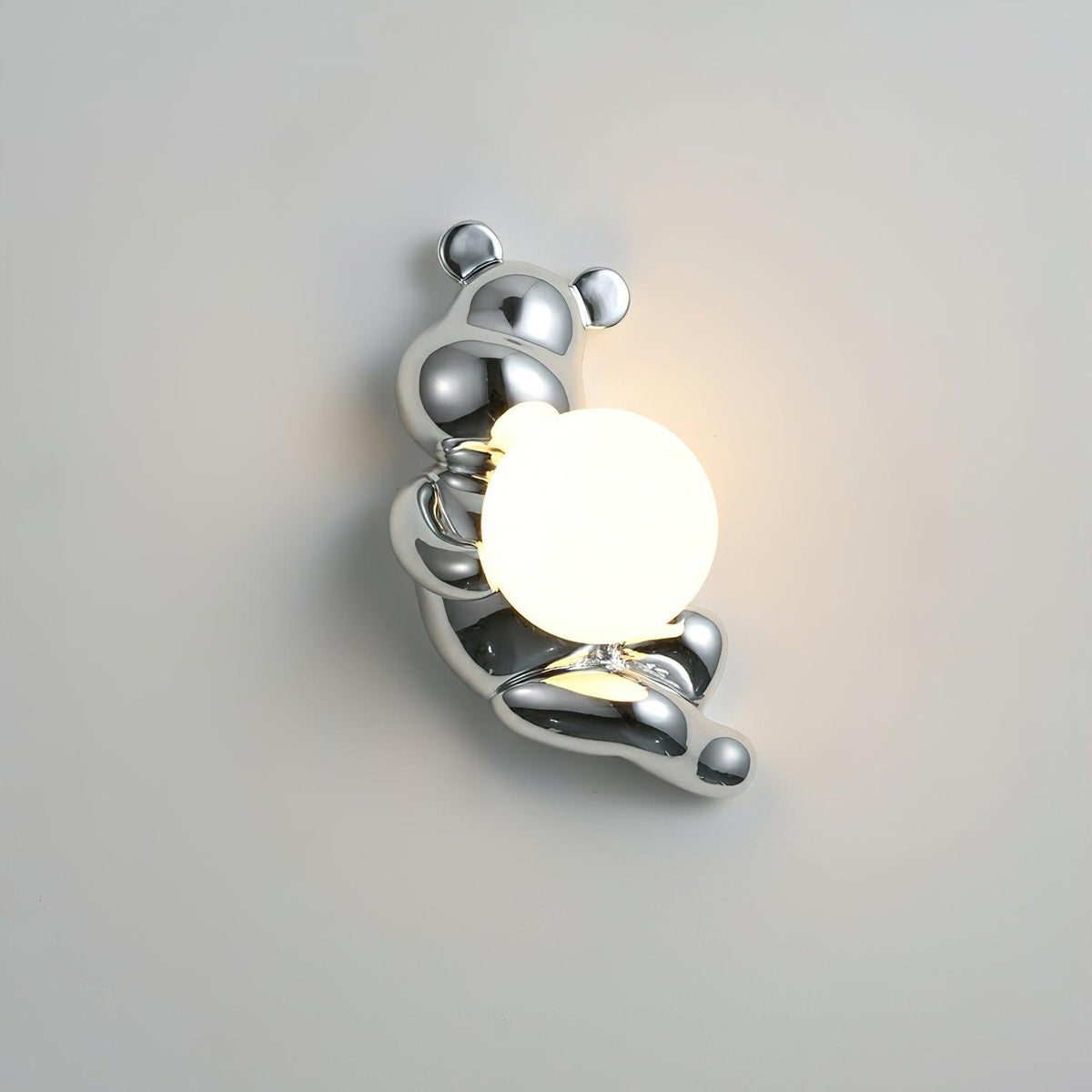 cuddle-bear-wall-lamp