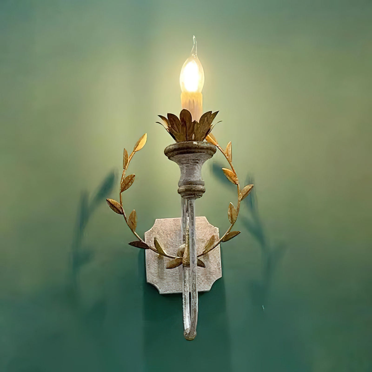 cumiers-wall-lamp