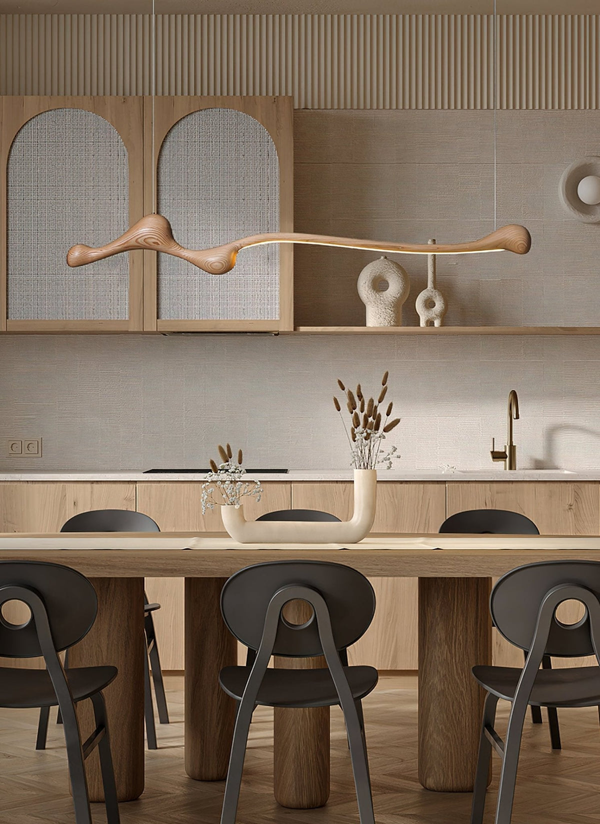 Curva Sculptural Wood LED Pendant Light – Modern Organic Design