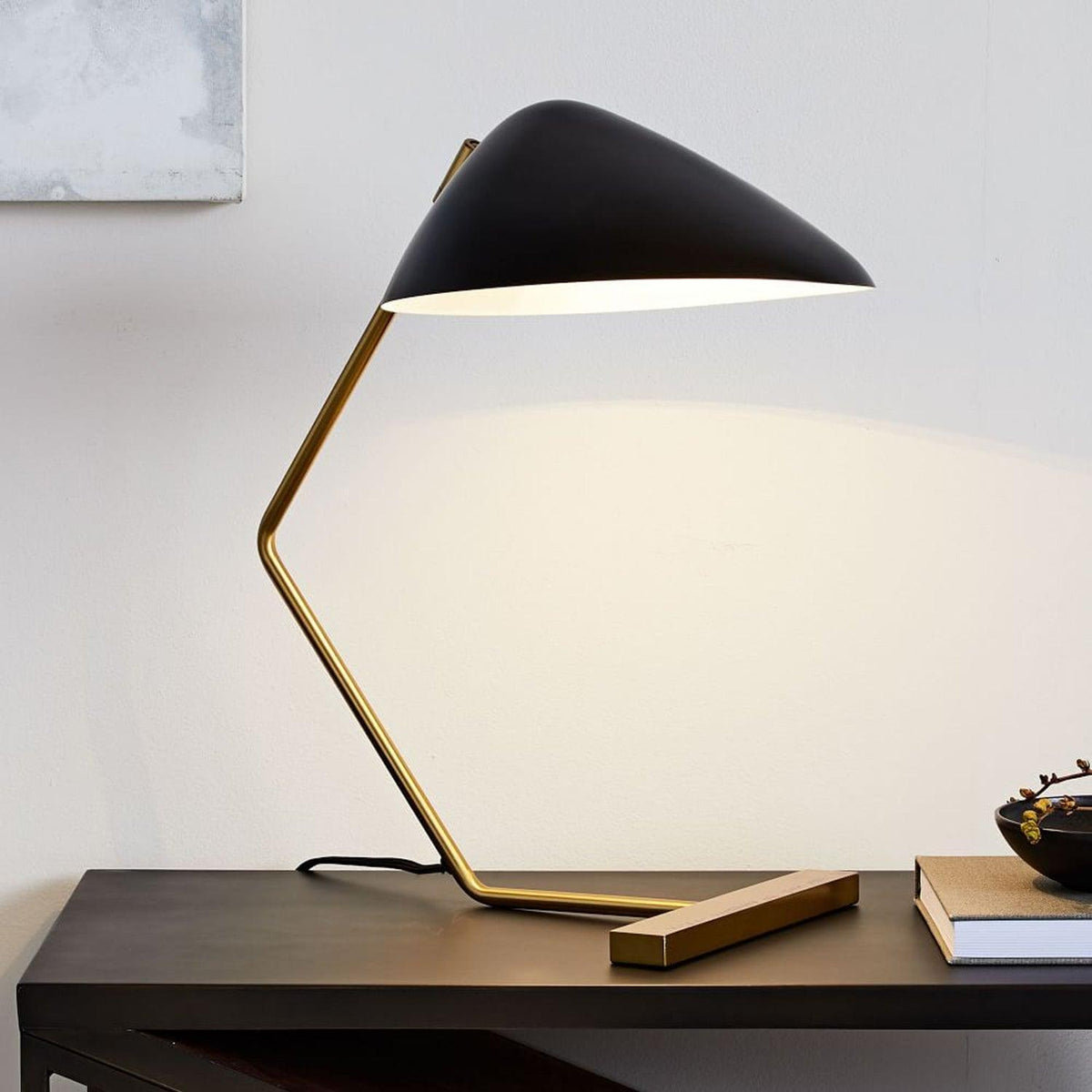 curvilinear-mid-century-table-lamp