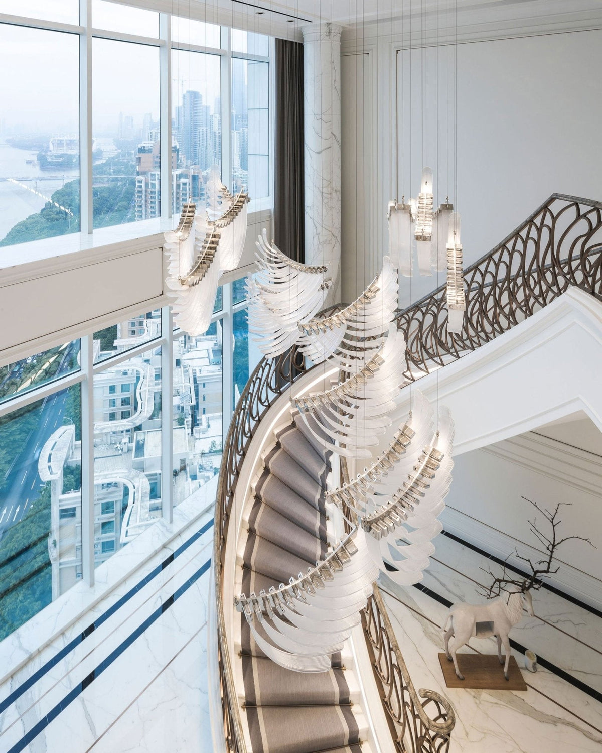 Feather Wing LED Chandelier – Hand-Blown Glass Pendant for Modern Interiors