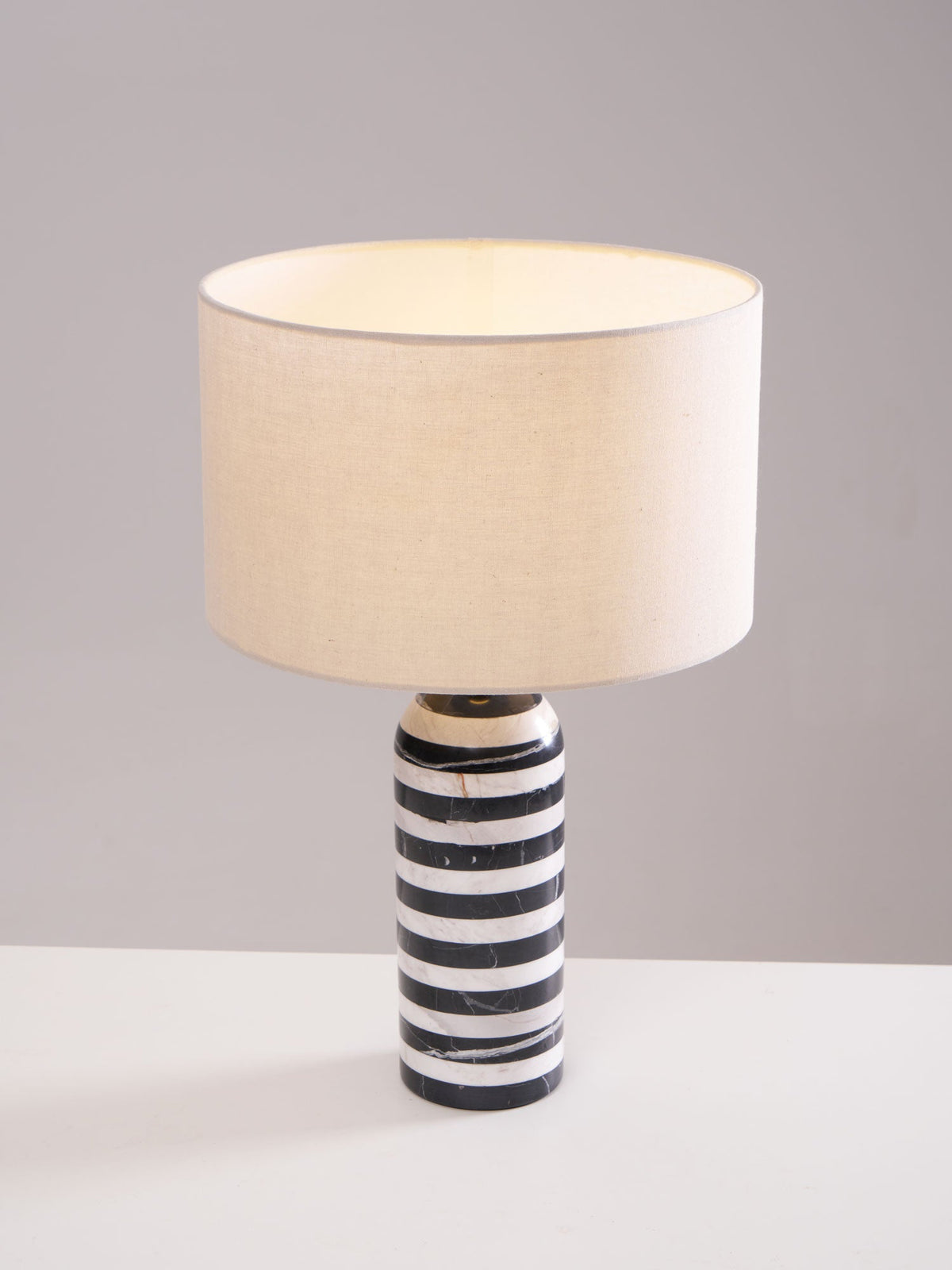 Tuxedo Marble Table Lamp – Modern Monochrome Accent Light for Bedroom and Living Room