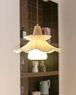 daisy-charm-pendant-light