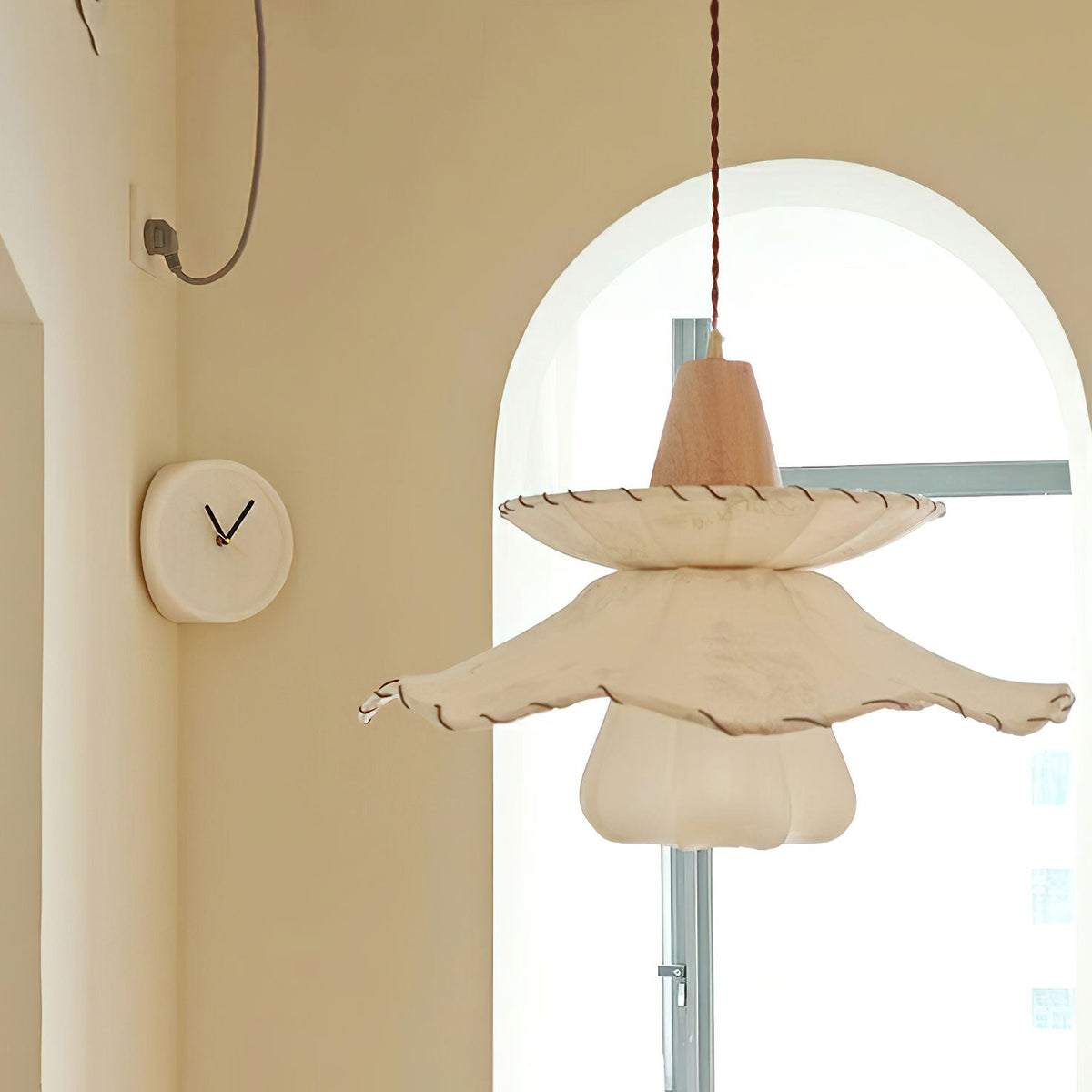 daisy-charm-pendant-light