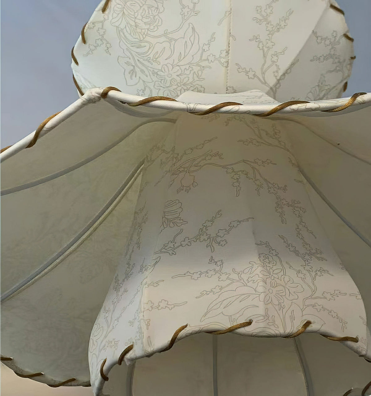 daisy-charm-pendant-light