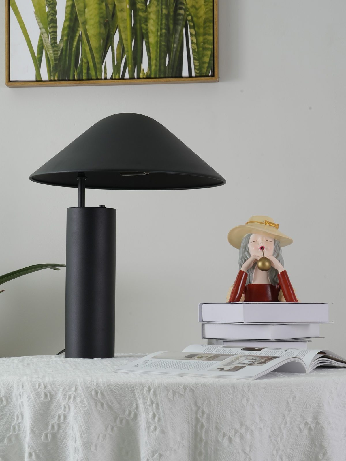 Damo Table Lamp