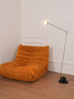 daphine-floor-lamp