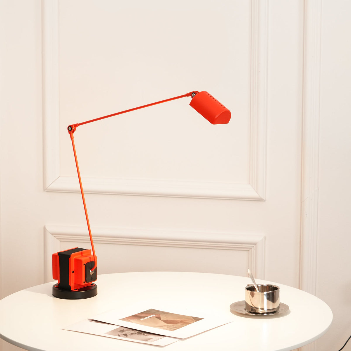 daphine-table-lamp