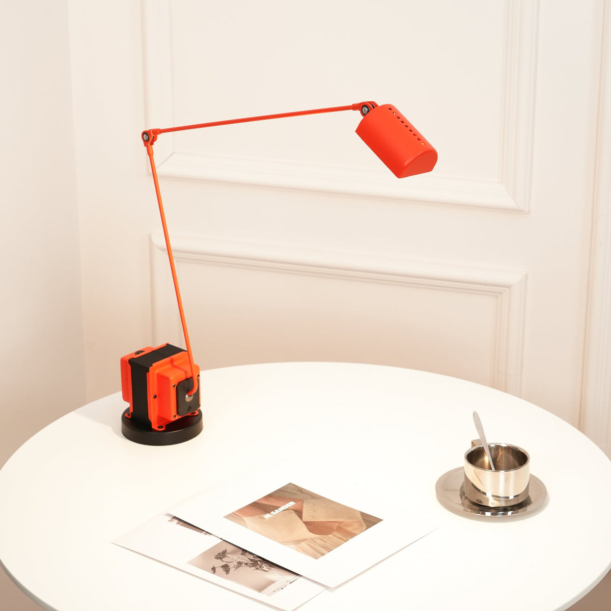 daphine-table-lamp