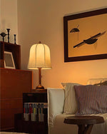daphne-table-lamp