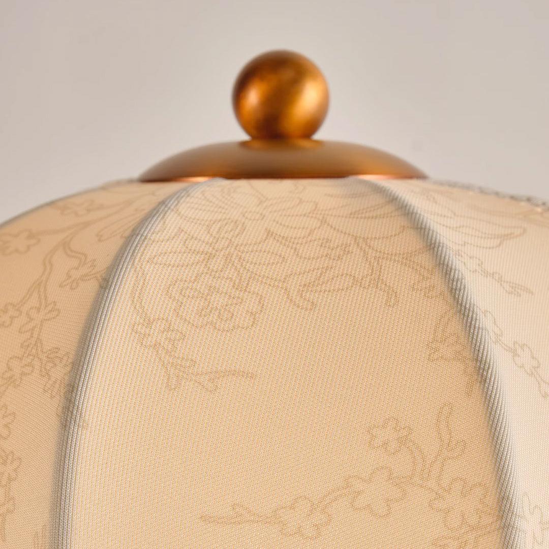 daphne-table-lamp