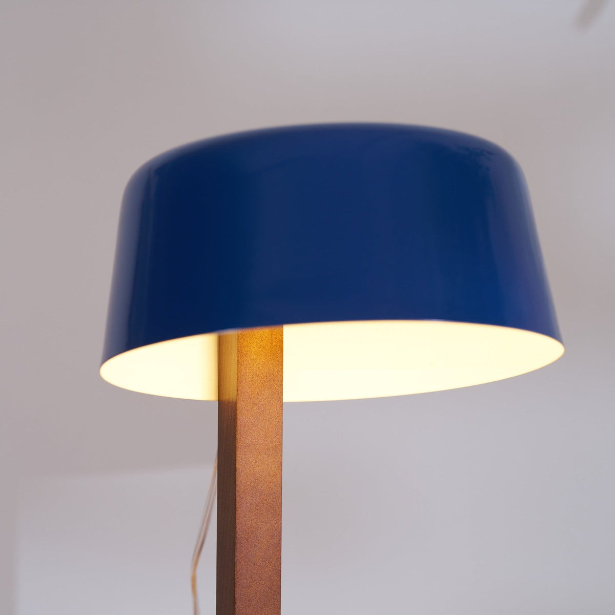 Dario Tilted Table Lamp – Modern Blue Shade, Walnut Wood & Chrome