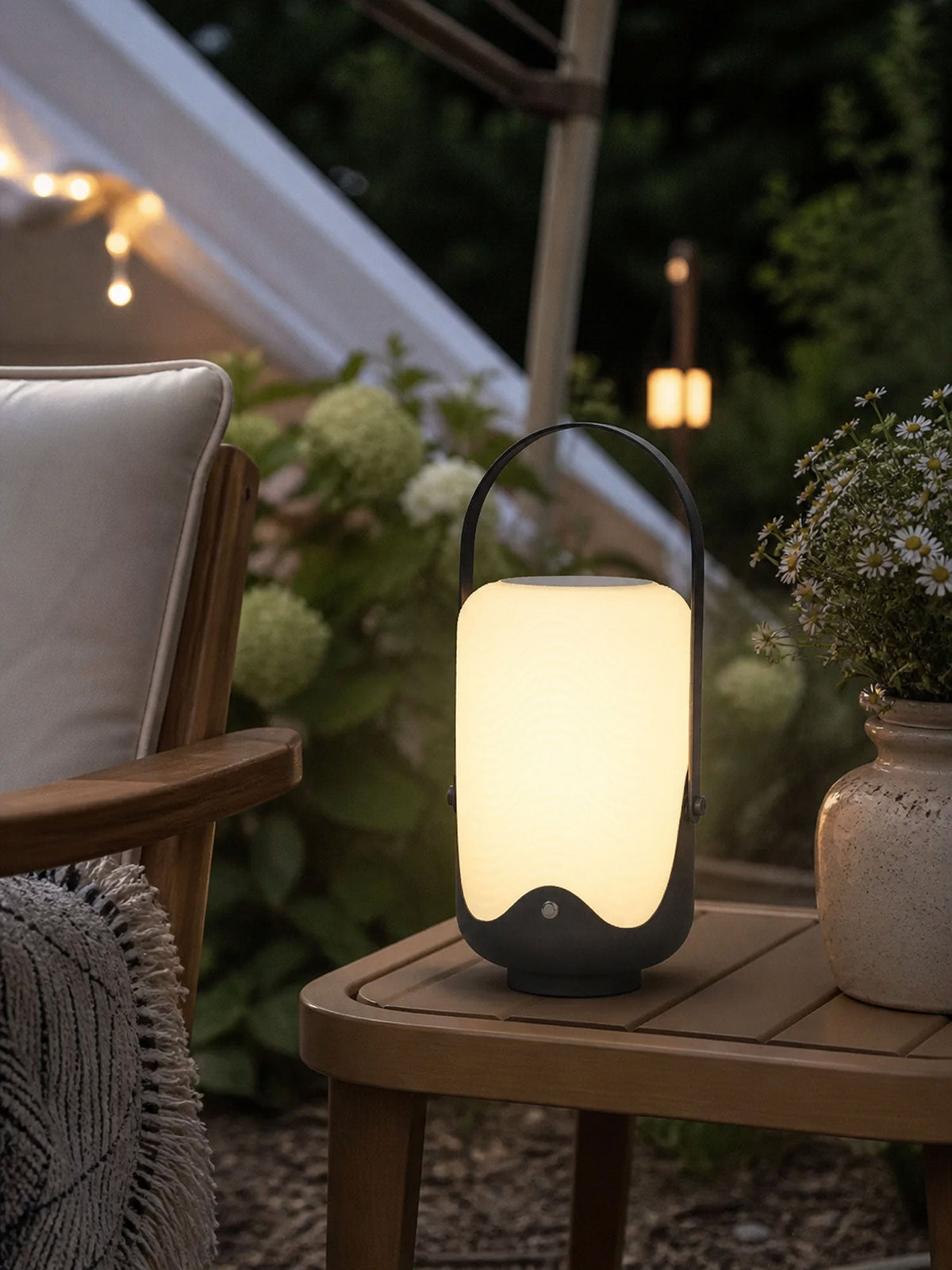 Dawntrail Solar Lantern Outdoor Lamp – Matte Black Steel, IP65