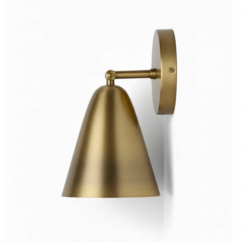 dax-brass-wall-lamp