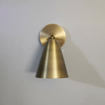 dax-brass-wall-lamp