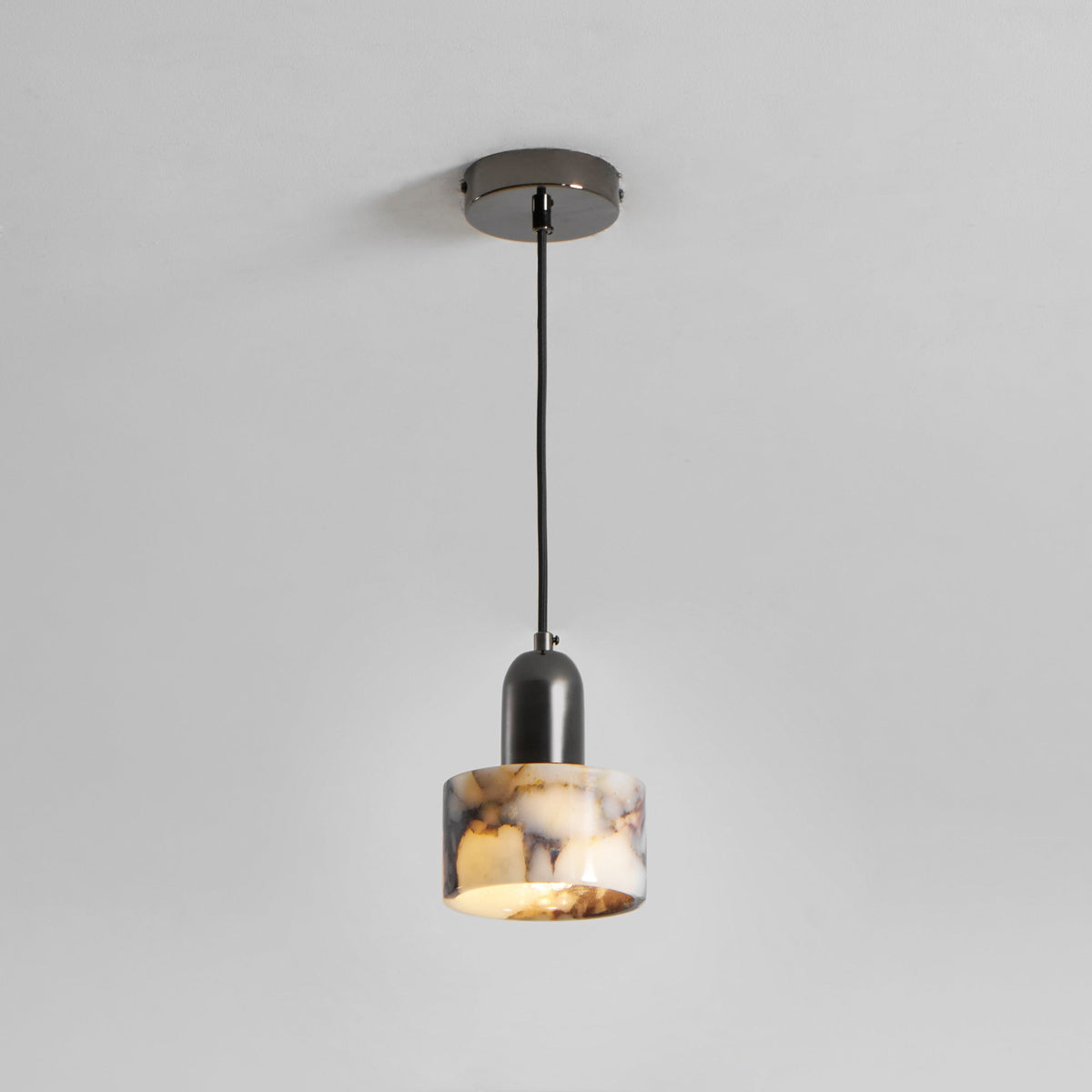 dekum-marble-pendant-lamp