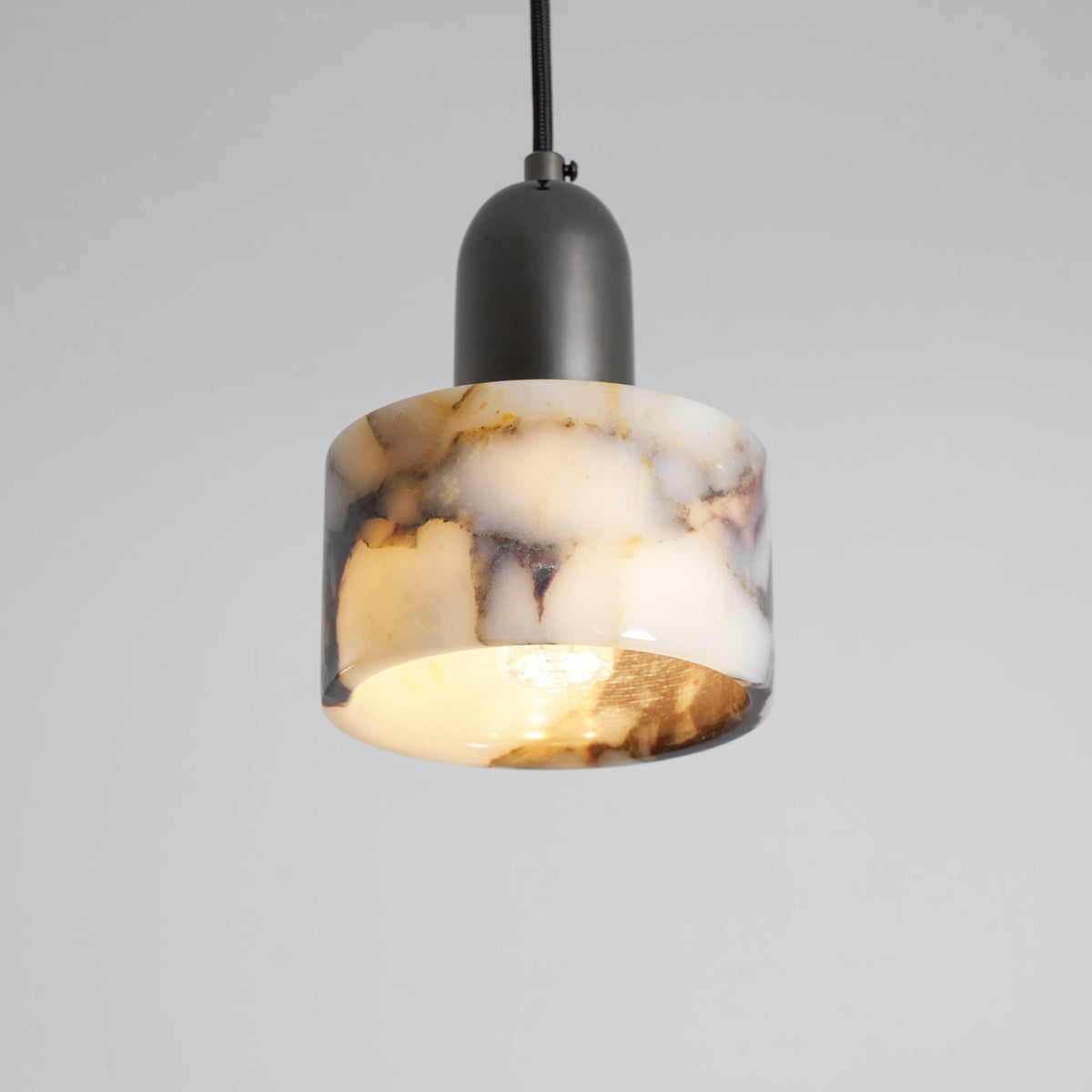 dekum-marble-pendant-lamp