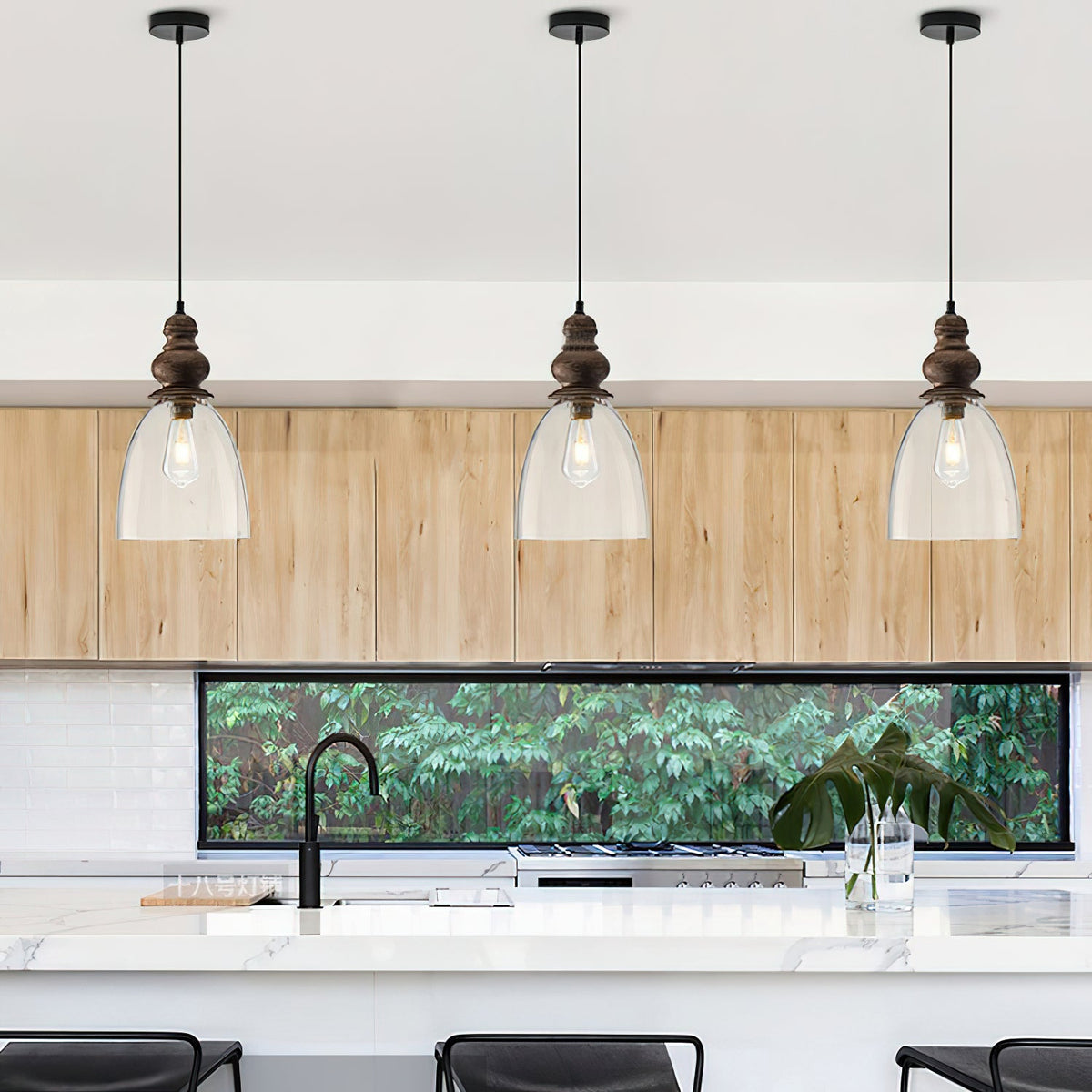 delmare-glass-pendant-lamp