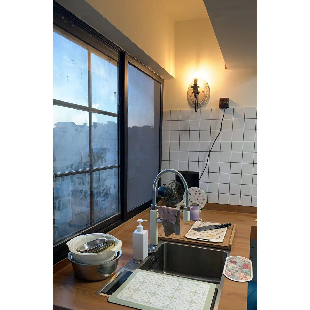 denise-antique-wall-lamp