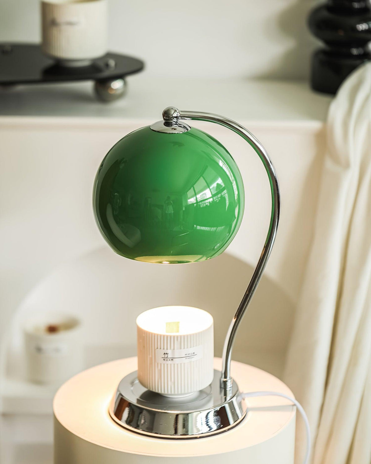 Dennie Candle Warmer Lamp